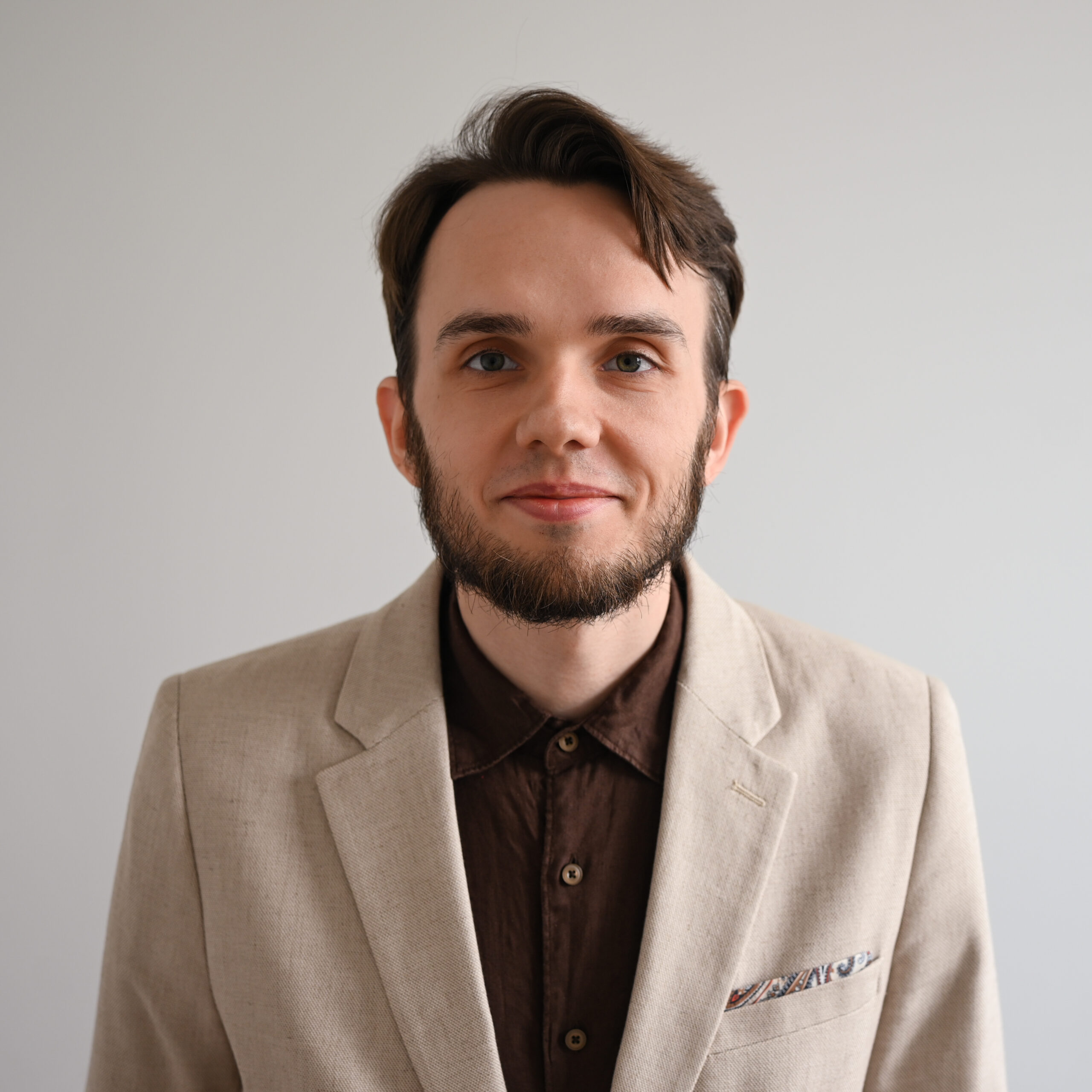 Piotr Mądrecki Profile